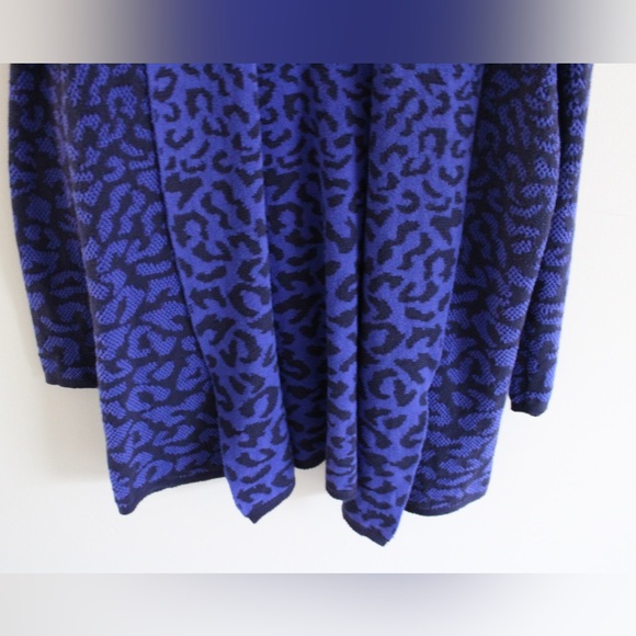 Blue Leopard Print Cardigan - Picture 3 of 6